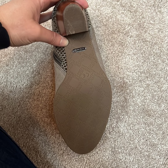Vionic Boots - Picture 4 of 6